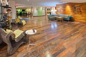 holiday inn express indianapolis fishers by ihg