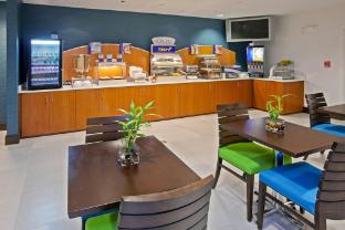 holiday inn express indianapolis fishers by ihg