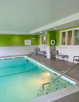 Holiday Inn Express Indianapolis-Fishers By Ihg,Near Fishers Banquet Center,3 star