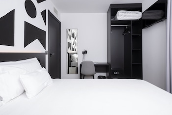 hotel sercotel plana suites