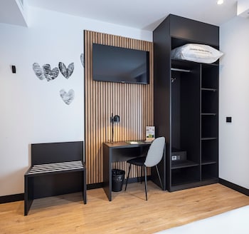 hotel sercotel plana suites