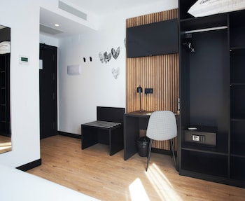 hotel sercotel plana suites