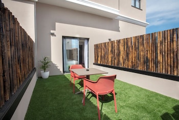 hotel sercotel plana suites