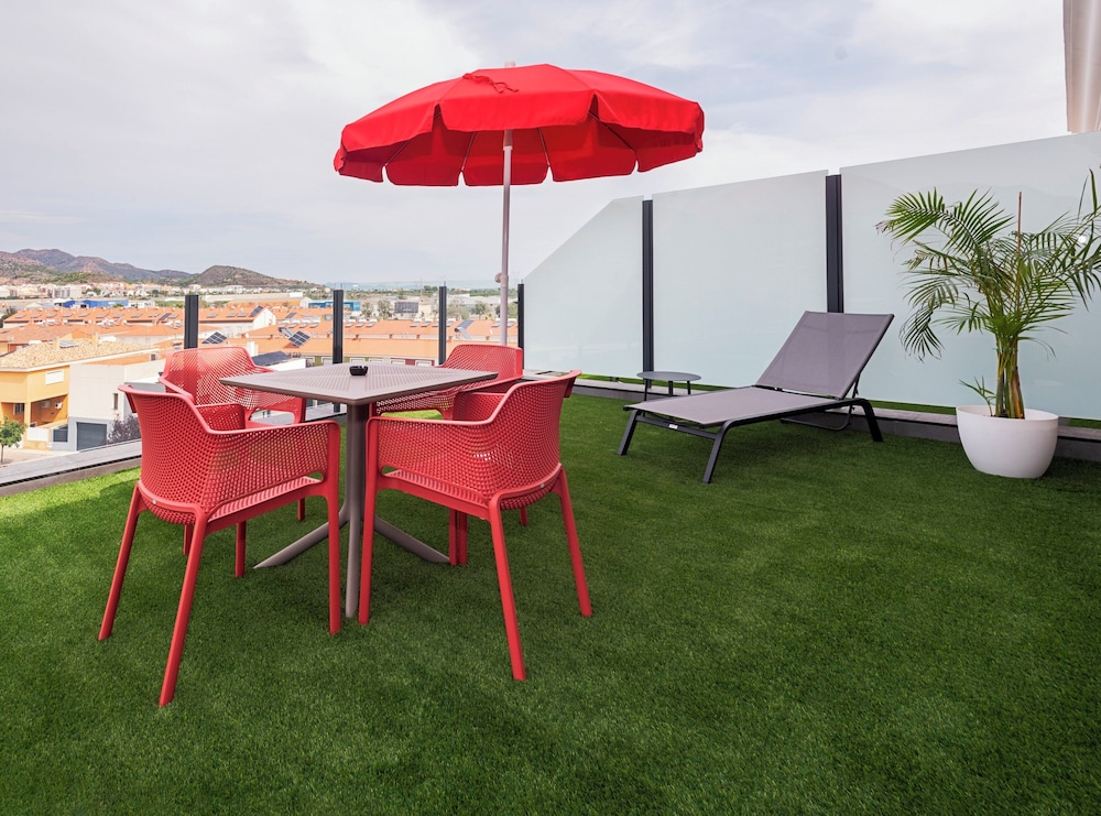 hotel sercotel plana suites