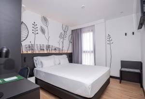 hotel sercotel plana suites