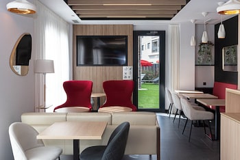 hotel sercotel plana suites