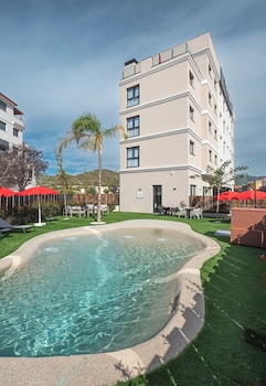 hotel sercotel plana suites