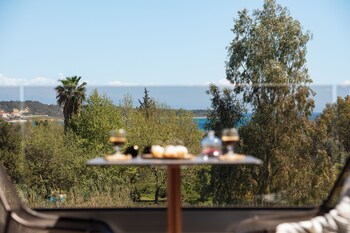 reveli suites