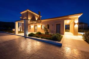 reveli suites