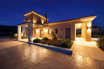 reveli suites