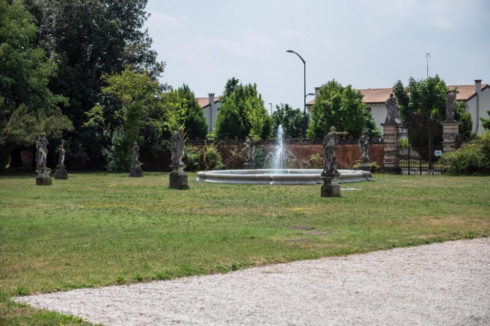 le camere di villa cazenobio