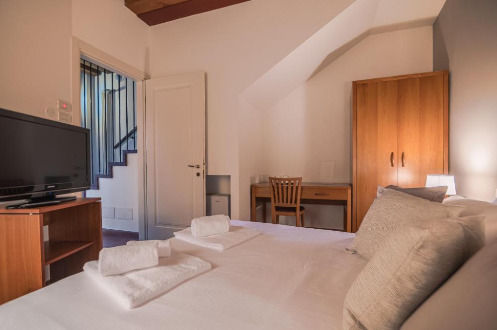 le camere di villa cazenobio