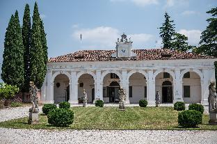 le camere di villa cazenobio