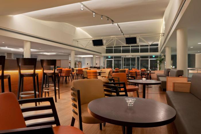 hilton garden inn rome airport