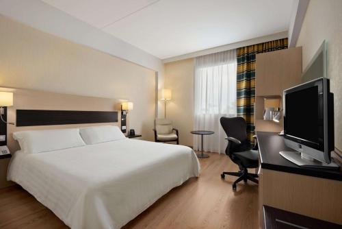 hilton garden inn rome airport