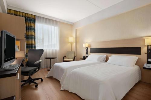 hilton garden inn rome airport