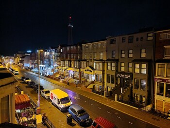 Sleep Well Hotel,United Kingdom>>Blackpool,2 star
