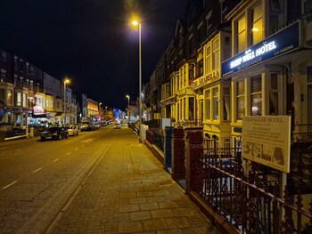 Sleep Well Hotel,United Kingdom>>Blackpool,2 star