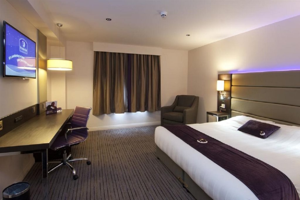 premier inn london city aldgate