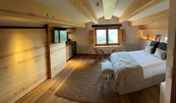 hotel santa llucia rupit