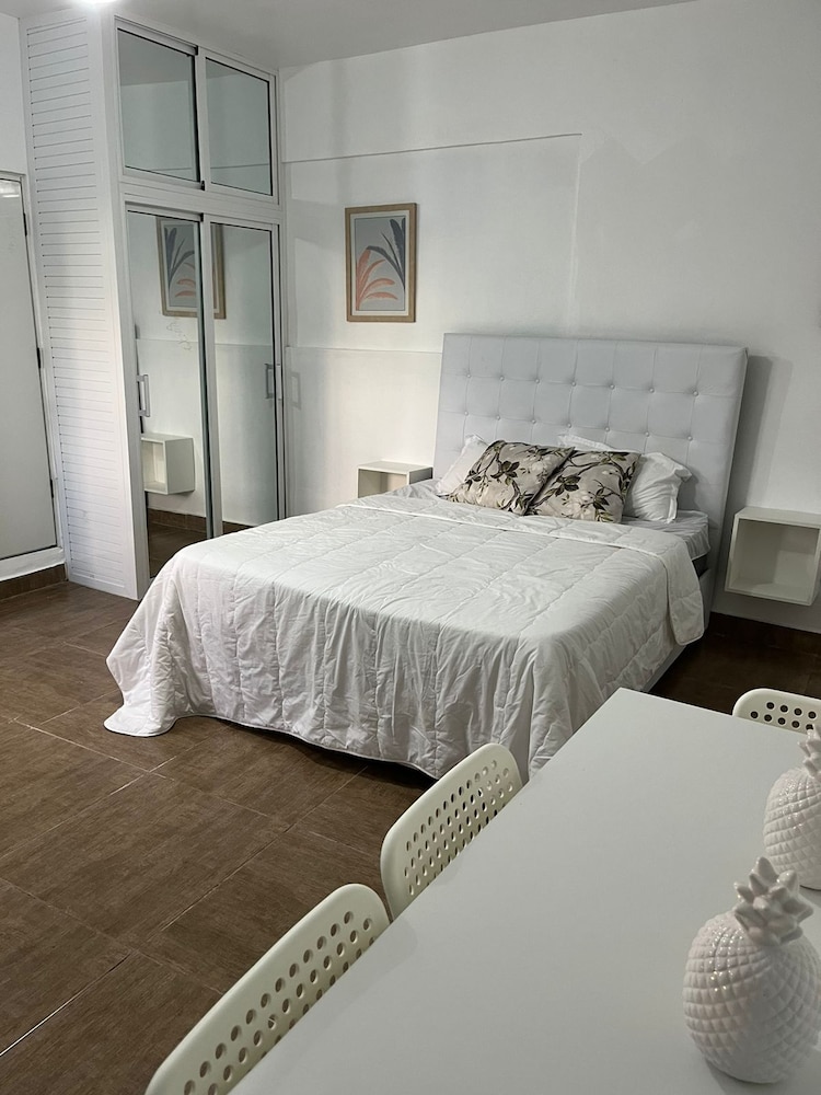 el montserrat hotel boutique