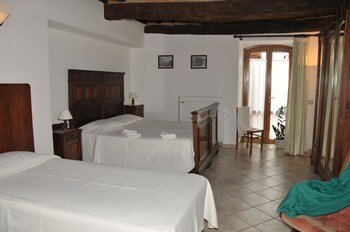 Agriturismo Renai E Monte,In Gambassi Terme,3 star