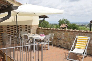 Agriturismo Renai E Monte,In Gambassi Terme,3 star