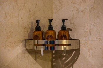 bb resort villa and spa