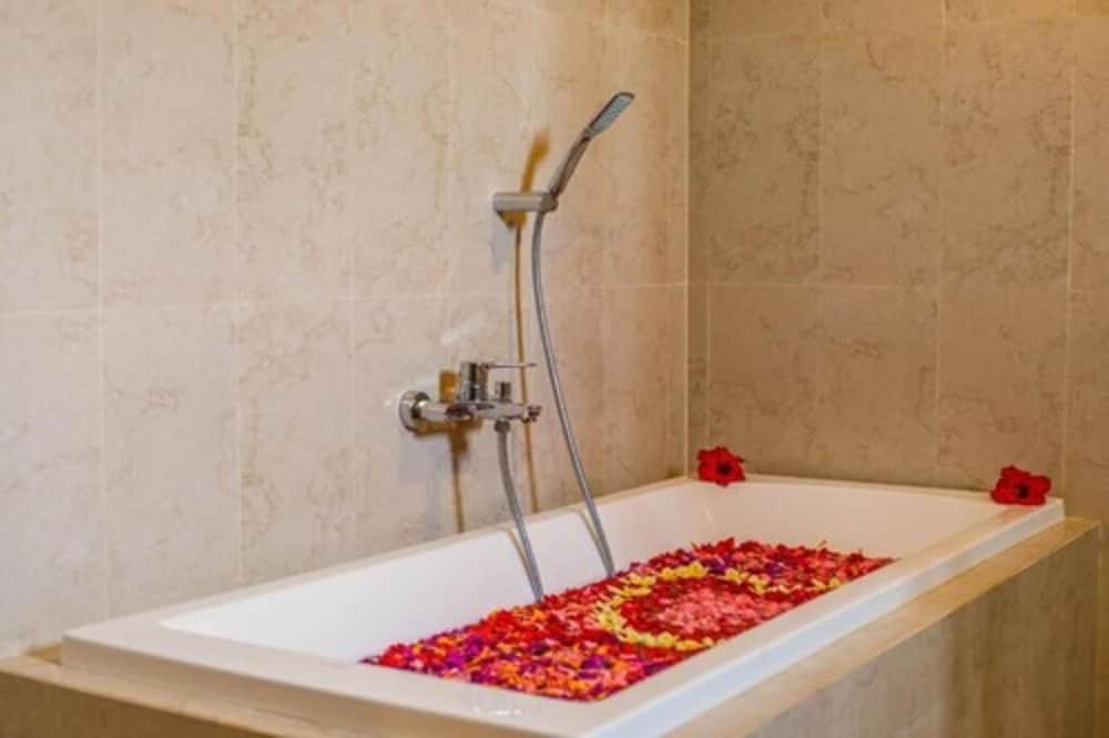 bb resort villa and spa