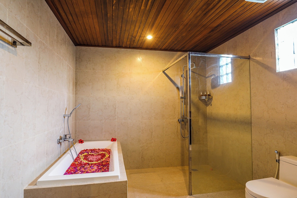 bb resort villa and spa