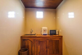 bb resort villa and spa