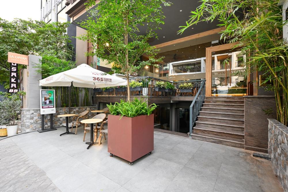 la opera saigon hotel