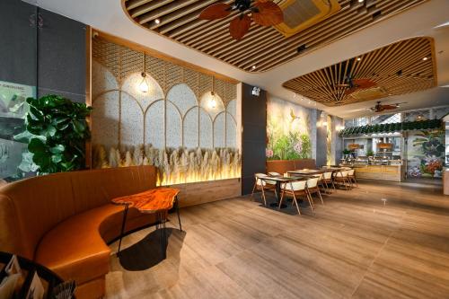 la opera saigon hotel