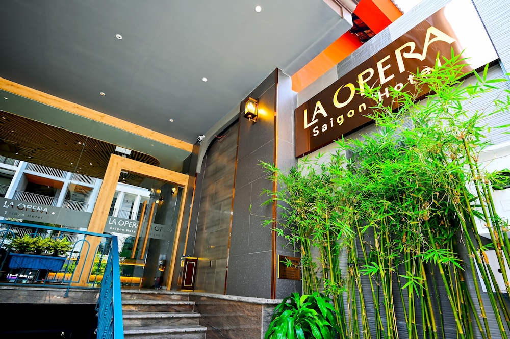 la opera saigon hotel