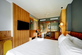 la opera saigon hotel