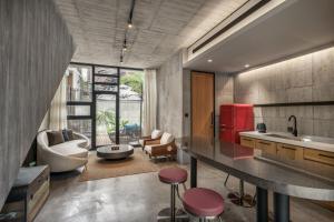 deer chaser hotel
