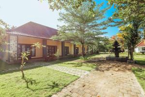 grand ball beach garden