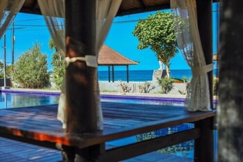 grand ball beach garden