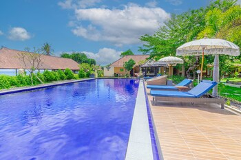 grand ball beach garden