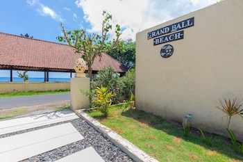 grand ball beach garden