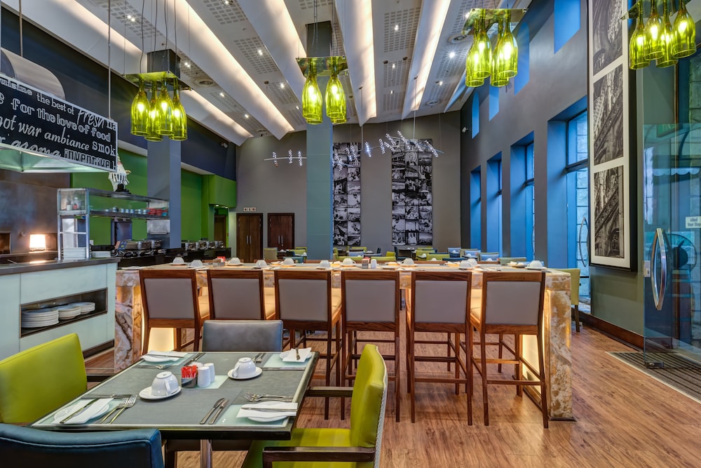 piazza hotel montecasino