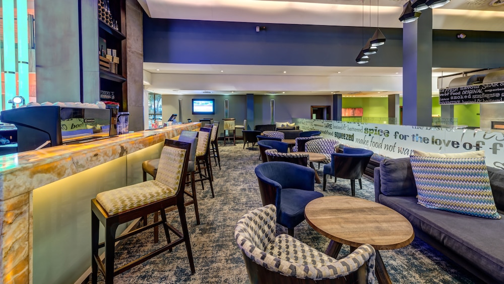 piazza hotel montecasino