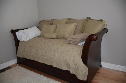 seven springs woodridge 3 bedroom premium condo private deck with wooded view 3 condo by redawning