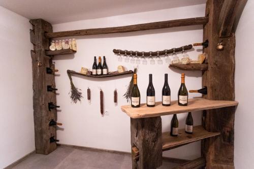 vineyard cottage sonce