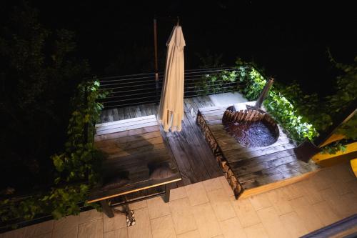 vineyard cottage sonce