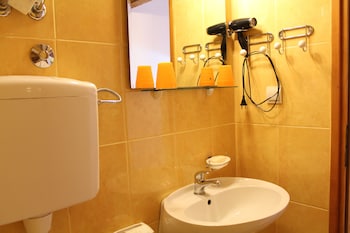 guest house tomanovic