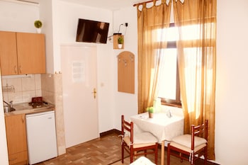 guest house tomanovic