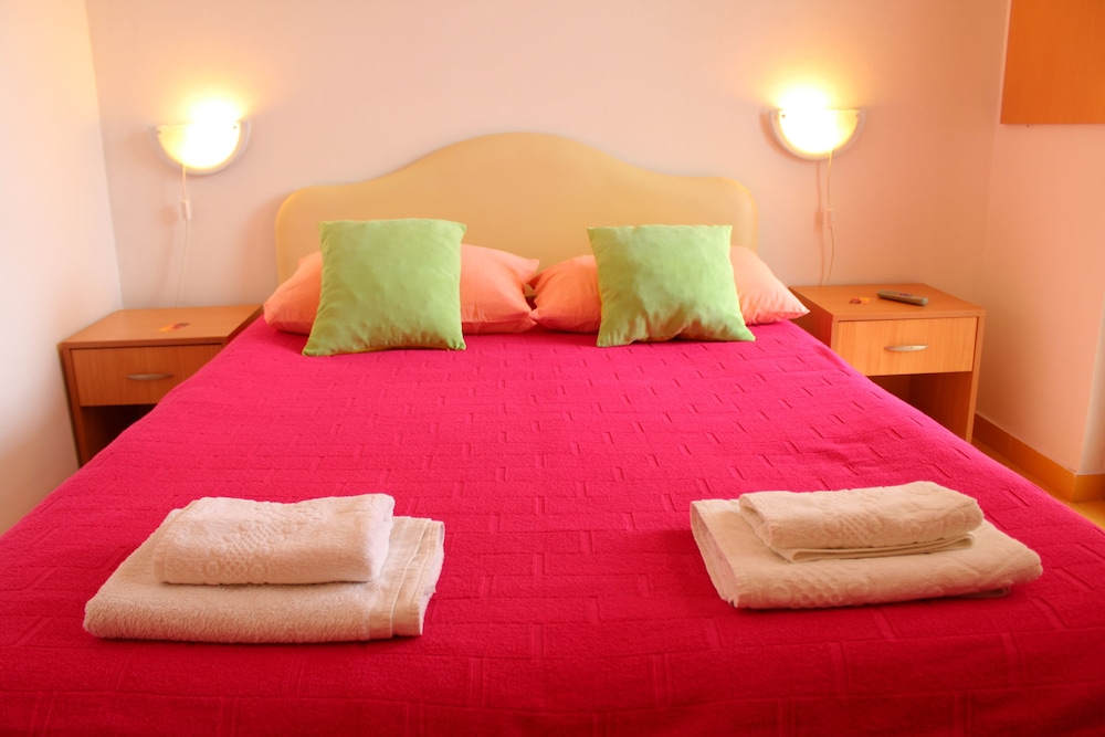 guest house tomanovic