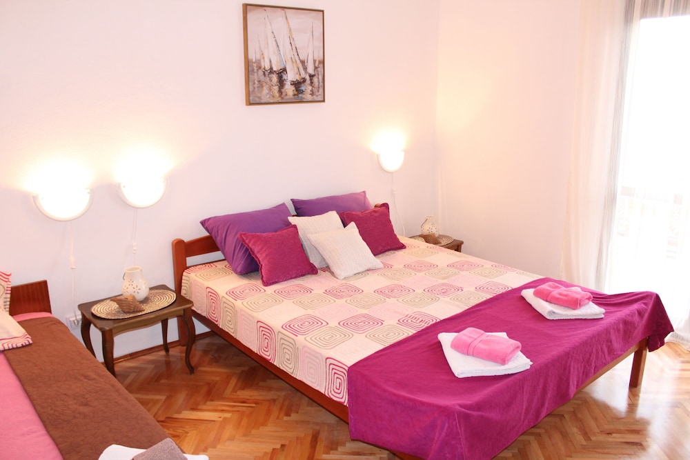 guest house tomanovic