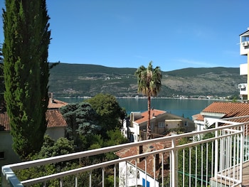 guest house tomanovic